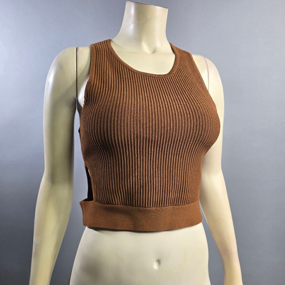 Debut medium top R1